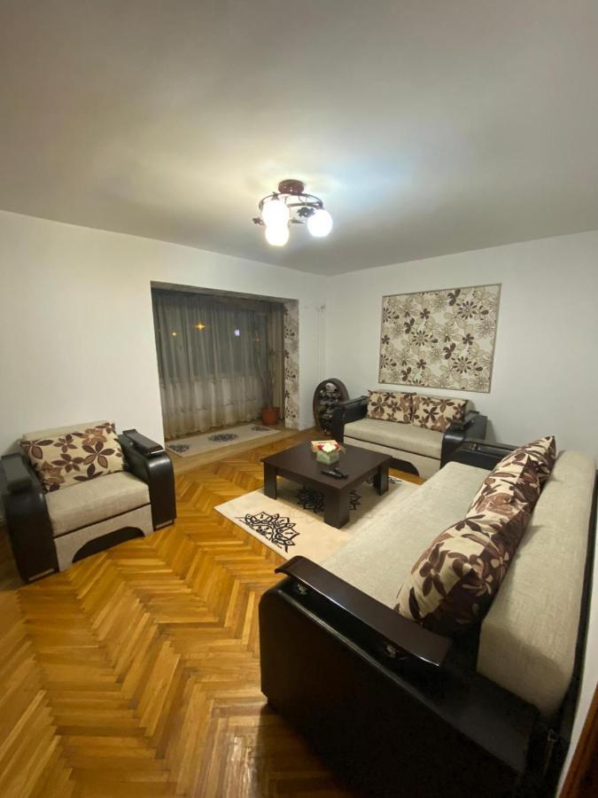 Friend'S House Διαμέρισμα Πιτέστι Εξωτερικό φωτογραφία